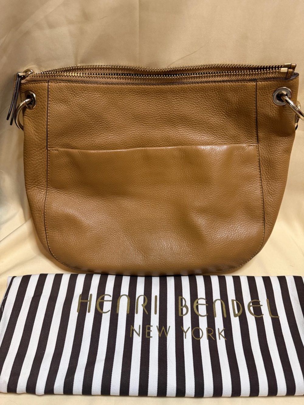 henri bendel tan pebbled leather shoulder bag - Picture 5 of 7